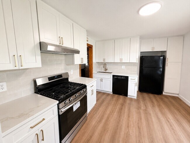 Foto del edificio - 17 Oakledge St