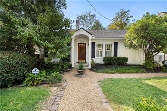 Building Photo - 2512 Brookwood Dr NE