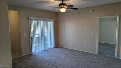 Building Photo - 2291 W Horizon Ridge Pkwy