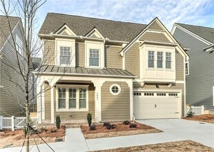 Building Photo - 1007 Fendley St