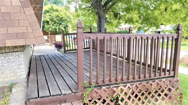 Foto del edificio - Cozy 2 Bedroom Duplex in the Hulen Area