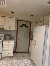 Building Photo - 6079 Tillsdown Dr