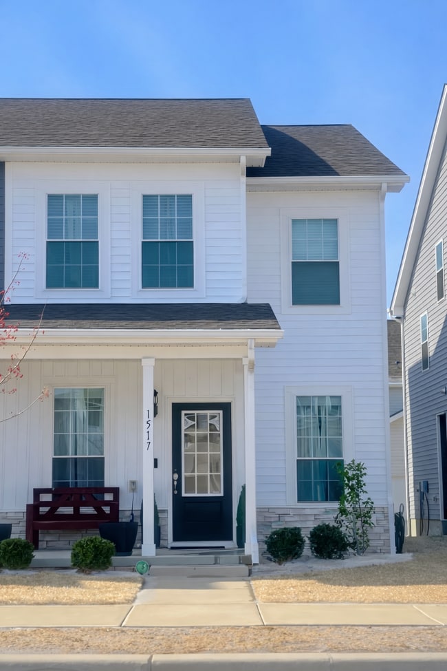 Building Photo - 1517 Auckland Ct