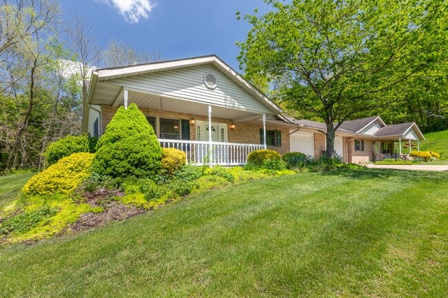 Foto del edificio - 151-163 E Jones