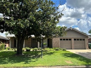 Building Photo - 5902 De Lange Ln