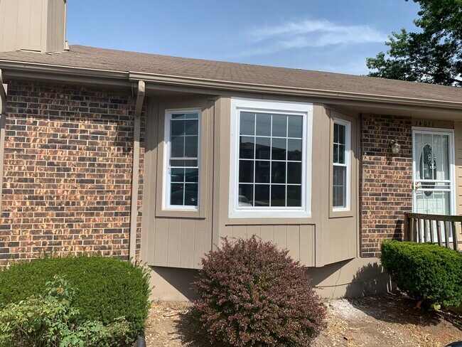 Foto del edificio - 14011 Dunbar Ct