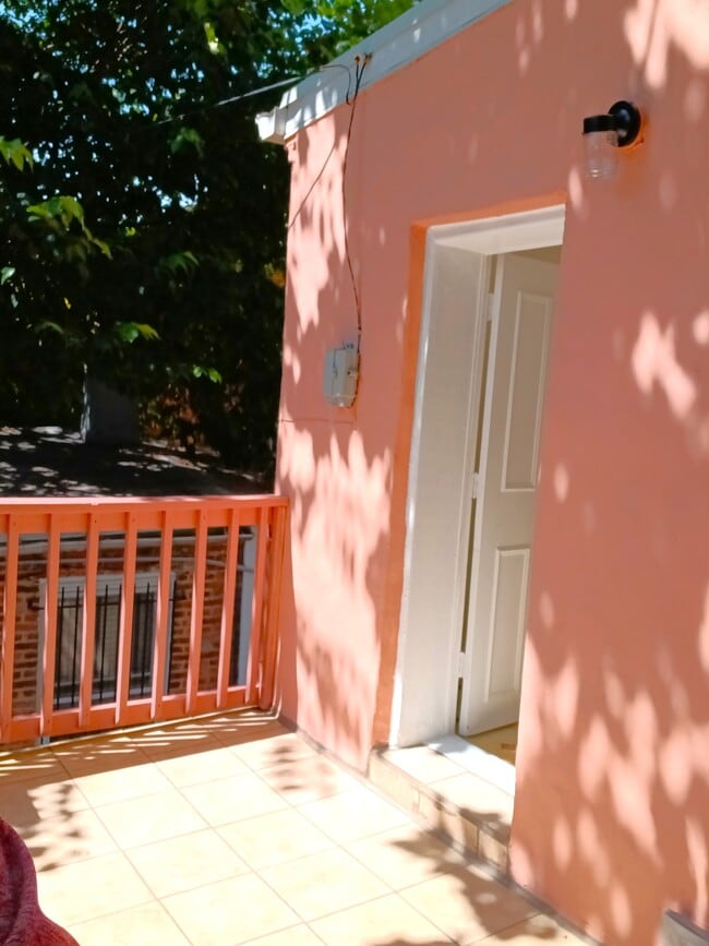 Apartamento 2 - 1017 Hollins St