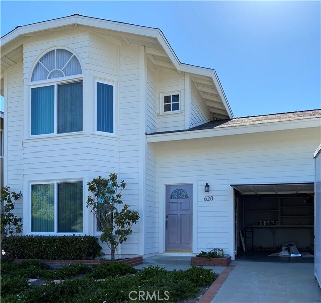 Primary Photo - 628 Balboa Dr