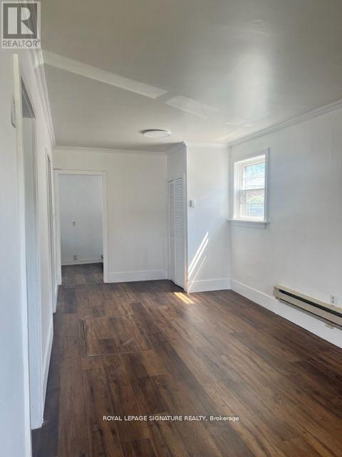 Building Photo - 1045 Strathy Ave