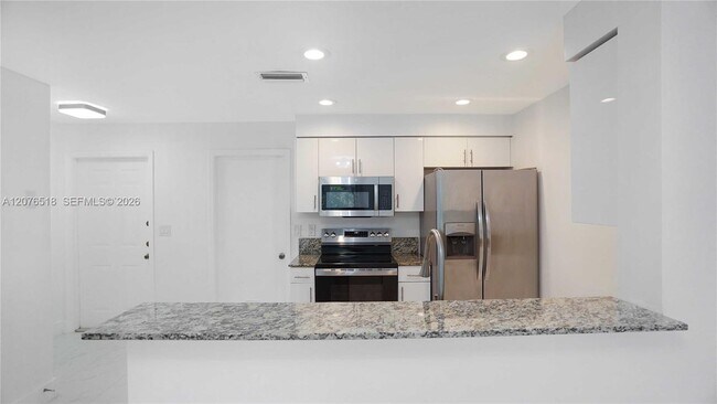 Building Photo - 1492 Veracruz Ln