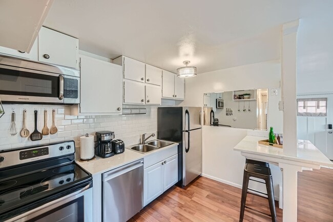 Building Photo - Modern 2 BDR / 1 BA in North Boulder