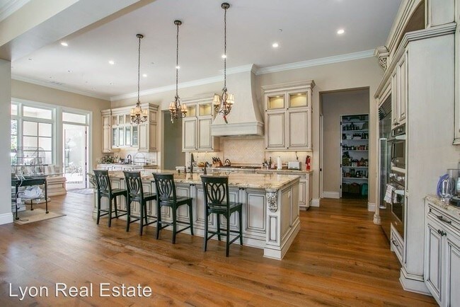 Foto del edificio - 4 br, 3.5 bath House - 3308 Sierra Oaks Drive