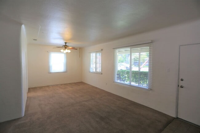 Building Photo - Beautiful home in Turlock