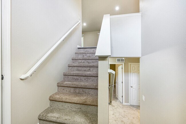 Foto del edificio - Beautiful Home for Lease in Springfield