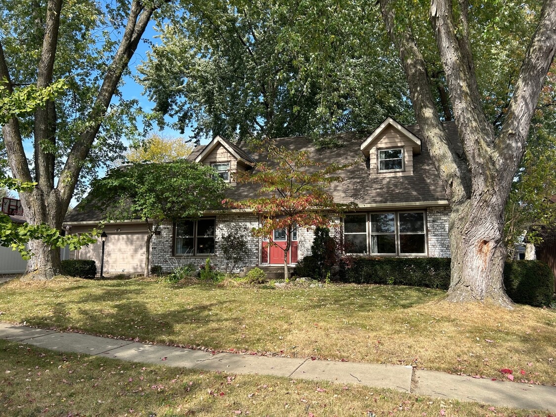 Primary Photo - 307 7th St
