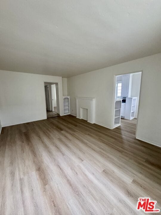 Foto del edificio - 407 W Manchester Blvd