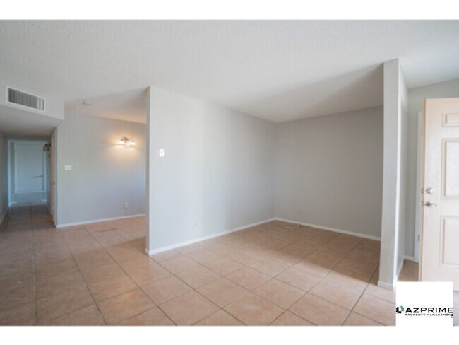 Foto del edificio - Welcome to this Charming and Affordable 2/...