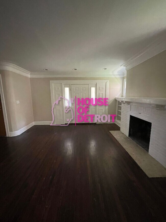 Building Photo - 1613 Virginia Park St**