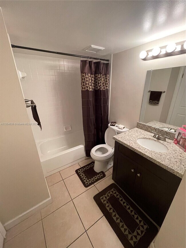 Foto del edificio - 1204 Glenmoor Dr