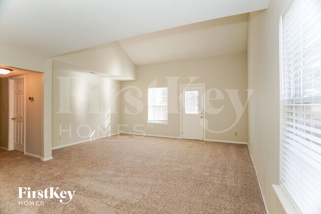 Foto del edificio - 1435 Blue Brook Way