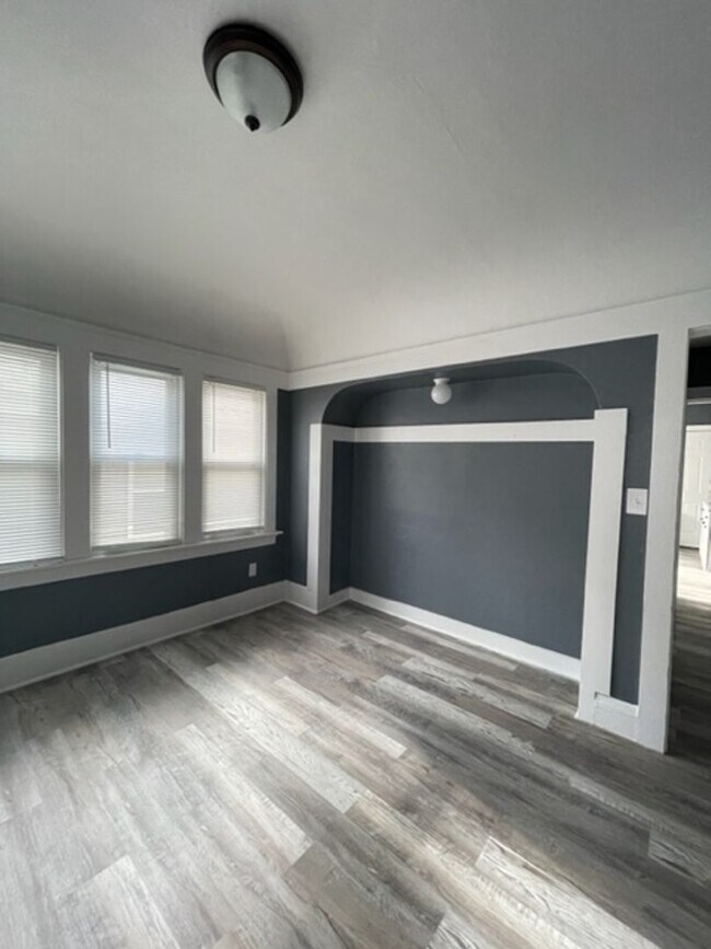 Foto del edificio - 3211-3213 N Buffum St