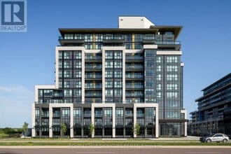 Building Photo - 395 Dundas St W