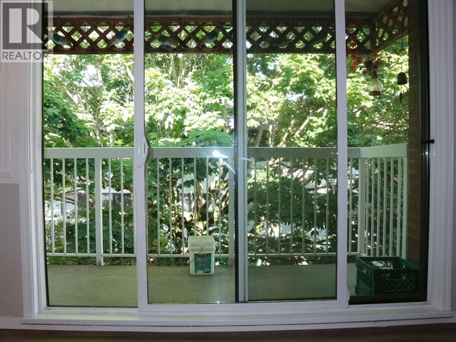 Photo du bâtiment - 8060 Ryan Rd