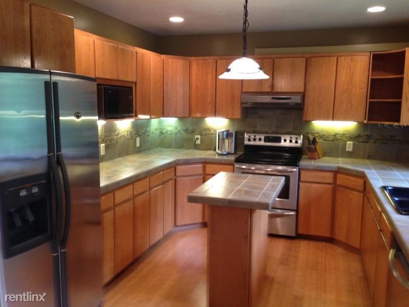 Foto del edificio - 4 br, 4 bath House - 706 Wily St NW