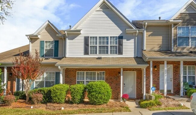 Foto del edificio - Highly desired modern 2 bedroom 2.5 bath t...
