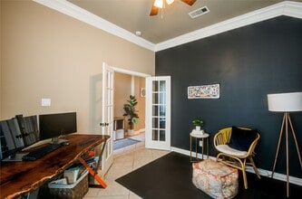 Building Photo - 104 Baileys Ct