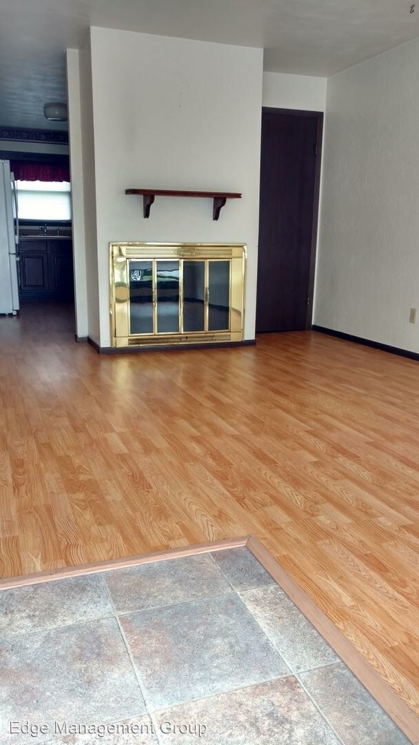 Building Photo - 5709 Dahlia Blvd