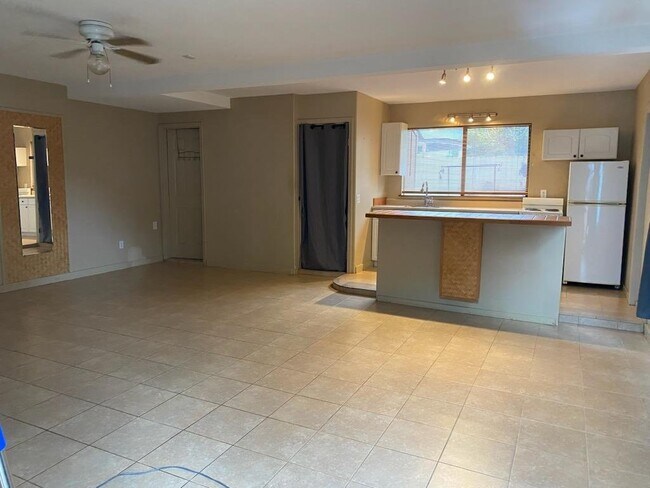 279 Lakau Pl