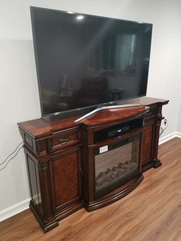 Foto del edificio - 9270 Cherry Ln