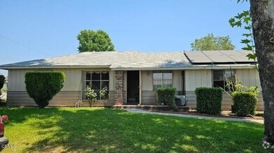 Building Photo - 5440 N Fenimore Ave