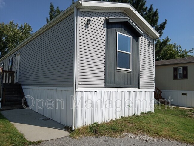 Building Photo - 8701 NE 107th Pl