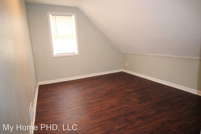 Building Photo - 2840 N 5th St