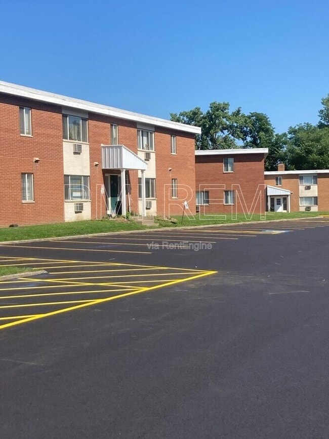 Building Photo - 5281 E 126th St