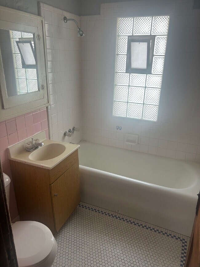 Foto del edificio - Nice 2 Bedroom 1 Bath