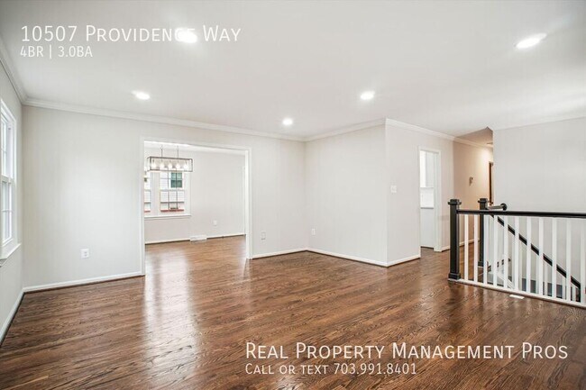 Foto del edificio - 10507 Providence Way