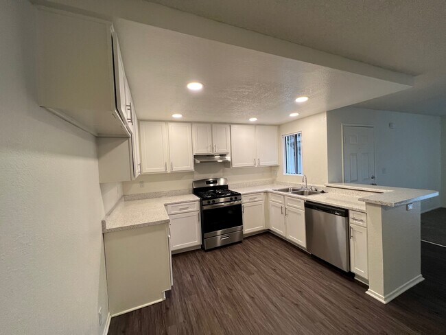 Foto del edificio - Dove Ridge Apartments