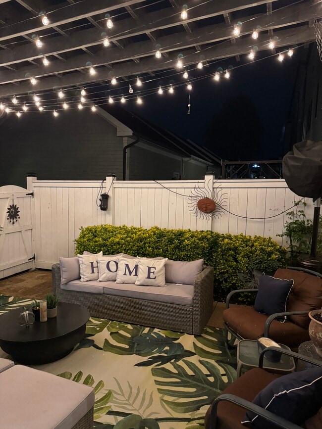 Building Photo - 11407 Iager Blvd