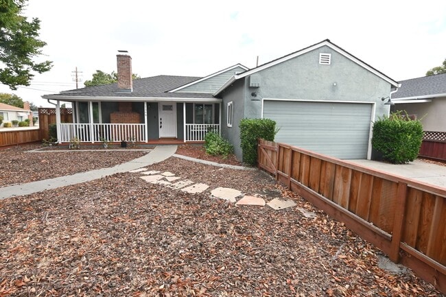 Building Photo - 1394 Forrestal Ave