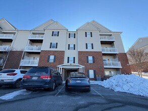 Building Photo - 205 Capital St