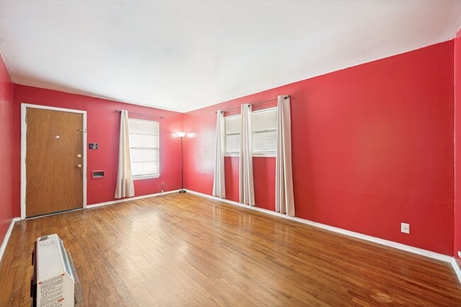 Photo - CHARMING DENVER HEIGHTS 3-BEDROOM House