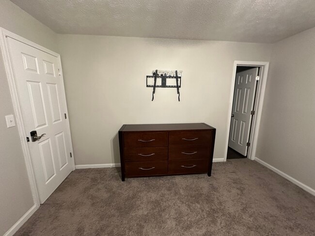 Building Photo - 1234 Decatur