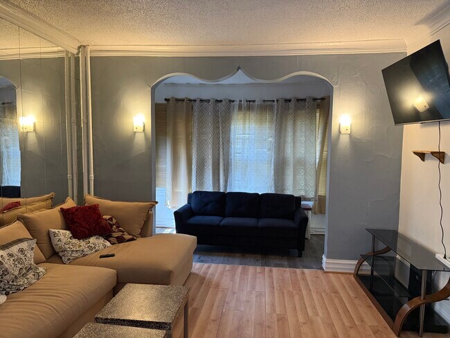 Sala de estar - 7351 S Green St