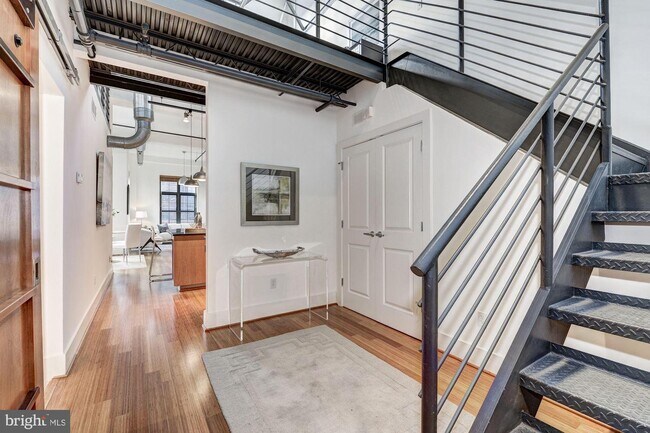 Foto del edificio - 2328 Champlain St NW