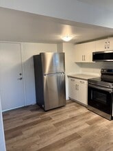 Building Photo - 4225-4117 117 Ave NW