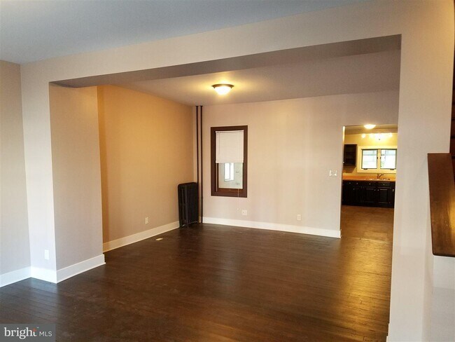 Foto del edificio - 1028 E Market St
