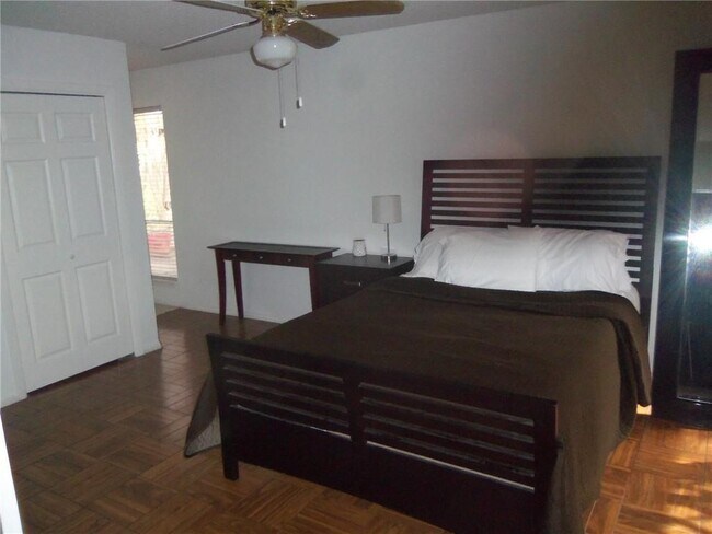 Foto del edificio - 11907 Barrington Way